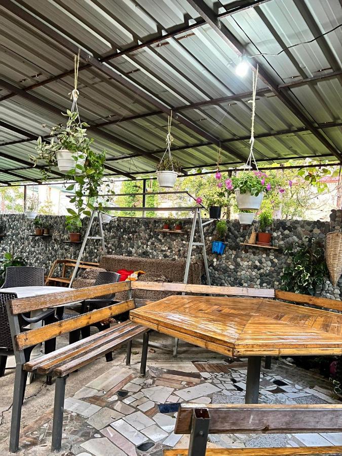 Guest House Mari يوريكي المظهر الخارجي الصورة