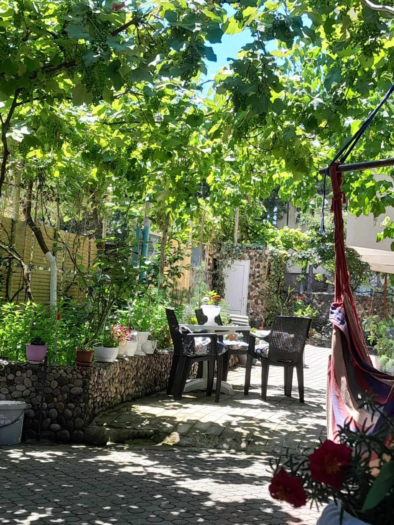 Guest House Mari يوريكي المظهر الخارجي الصورة