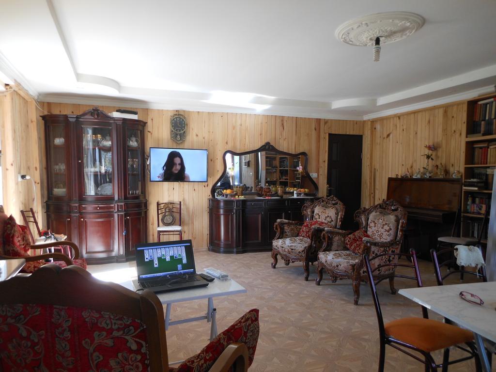 Guest House Mari يوريكي المظهر الخارجي الصورة