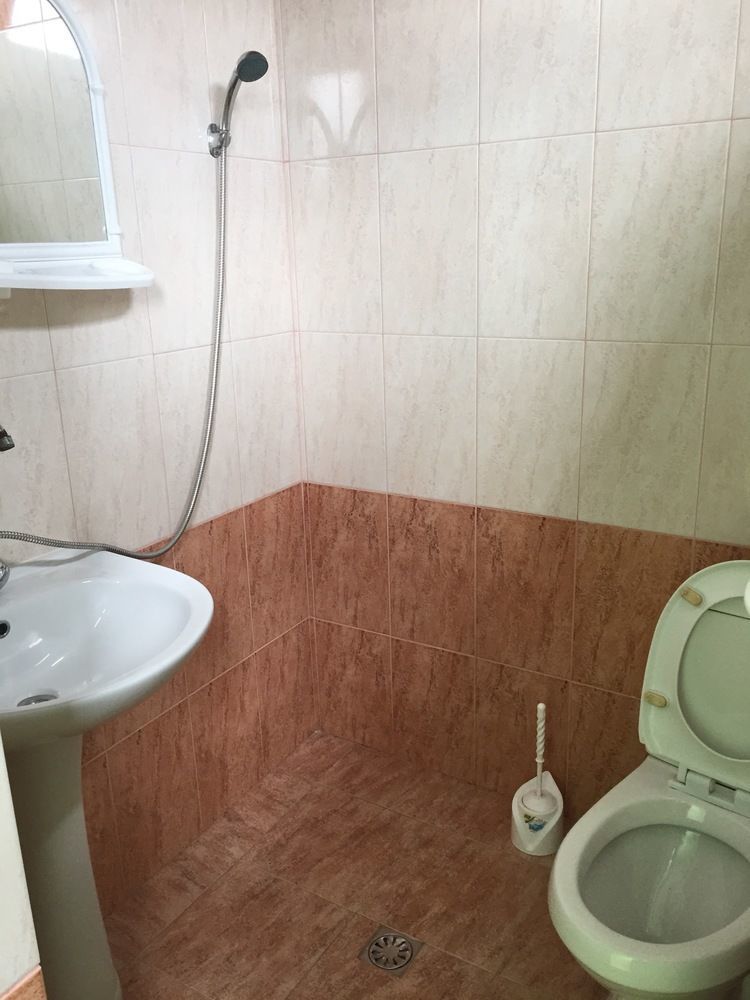 Guest House Mari يوريكي المظهر الخارجي الصورة