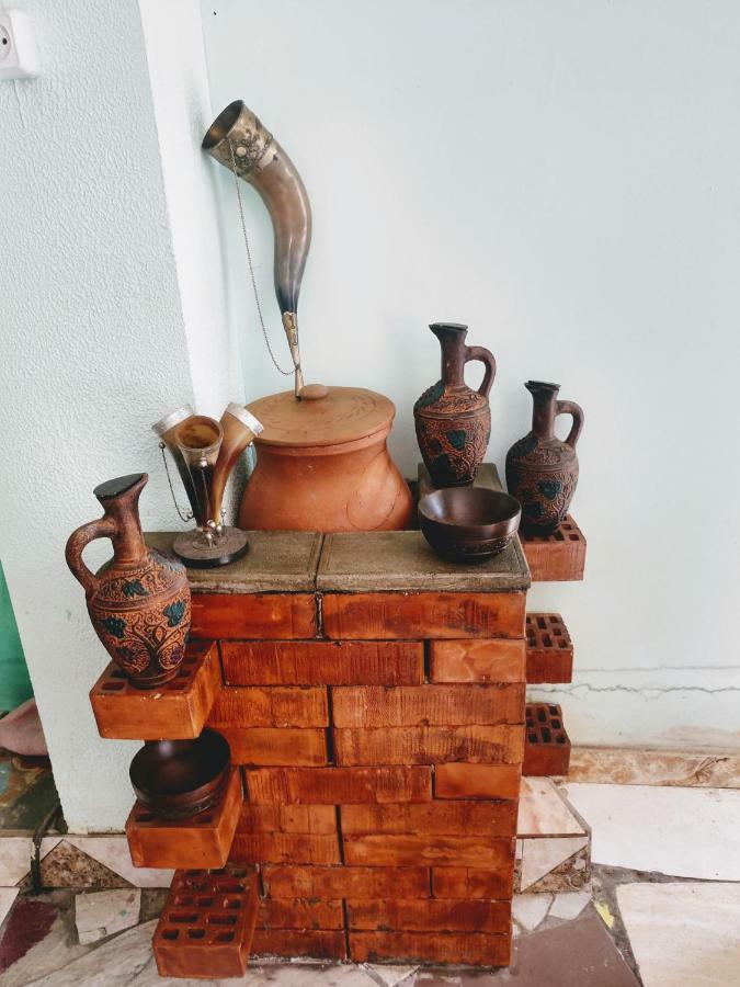 Guest House Mari يوريكي المظهر الخارجي الصورة